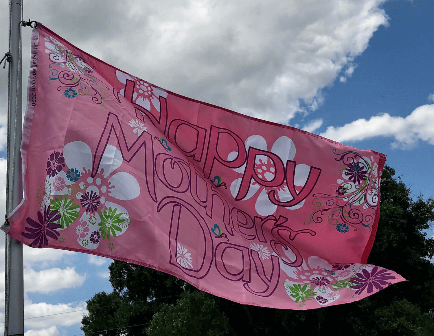 Ultimate Flags Celebrates Mother's Day with Sale